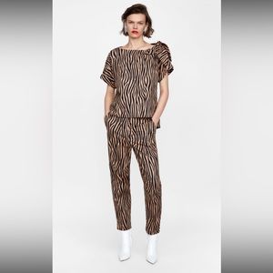 Zara Zebra black/pink Printed Set - Pants + Top. SMALL